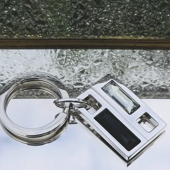 Swarovski Silver-tone Geometric Black crystal key chain 12 - Picture 3 of 4